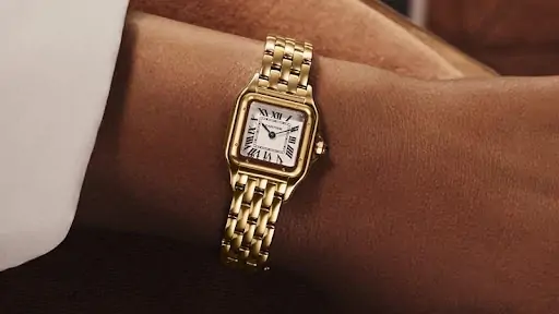 đồng hồ Cartier với thiết kế bóng bẩy, thời thượng